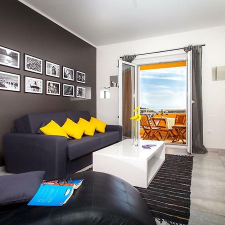 Two Bedroom Apartment With Sea View & Balcony ดูบรอฟนิก ภายนอก รูปภาพ